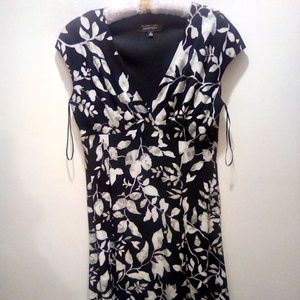 BLACK LABEL Black and Cream V Neck Floral Dress